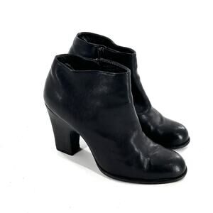 Stuart Weitzman Zip Leather Ankle Booties 9 Boots Heel Academia Office Boho